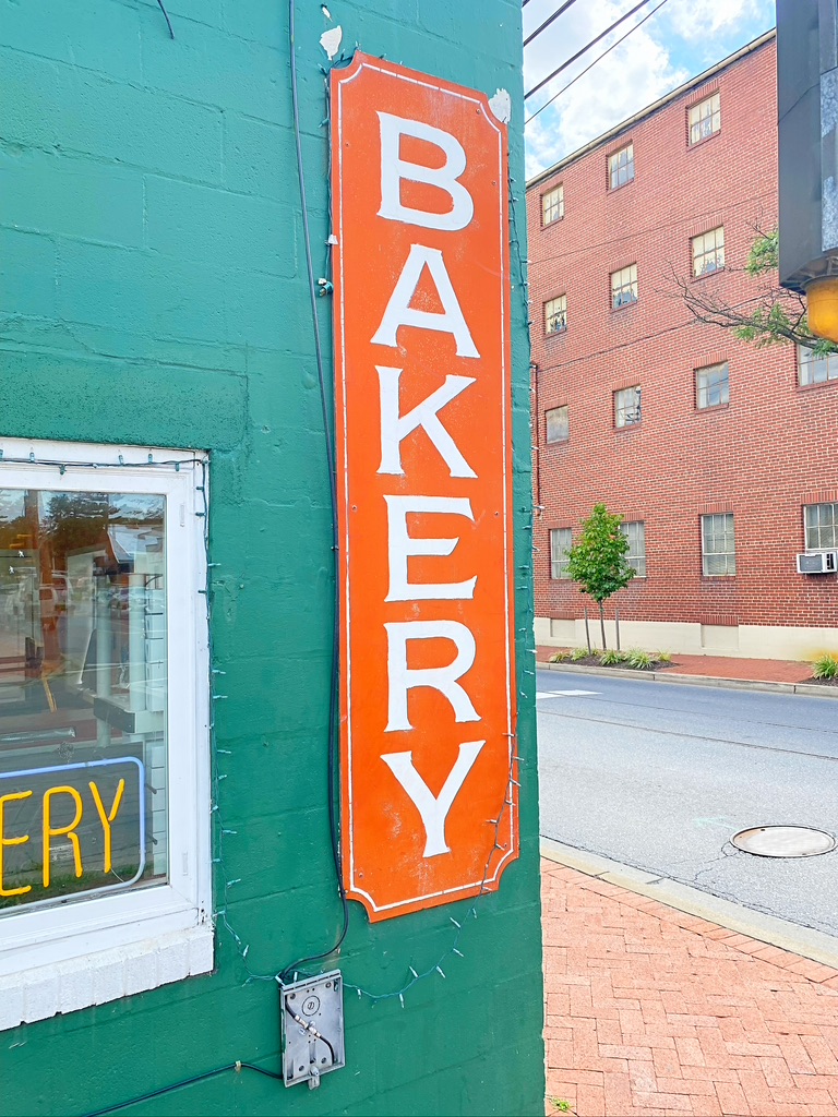 4782ae31-b5bf-407b-9387-fde33c65c40c-1-105-c